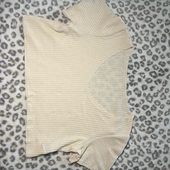 Cream Textured Short Sleeve Top - Picture 1 of 2